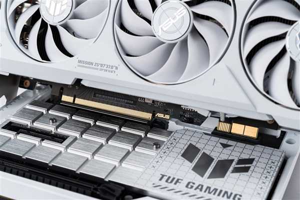 “无线”造就潜能无限！TUF GAMING 4070Ti SUPER WHITE背置显卡上市 第5张