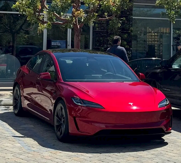 全新特斯拉Model 3高性能版上市在即：部分动力细节曝光 第1张