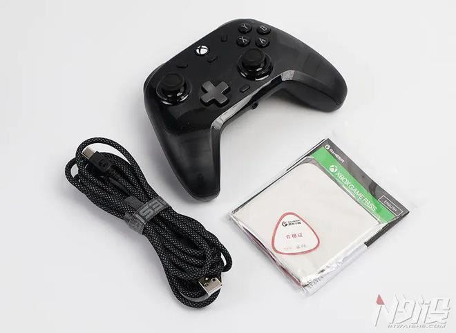 炫彩光效和原版XBOX手柄握感的游戏利器 小鸡影舞者手柄拆解评测 第3张