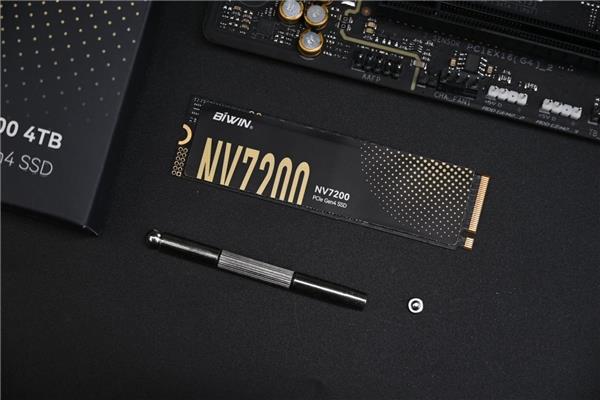 NAS玩家必备！佰维NV7200 PCIe 4.0 SSD助力生产力起飞 第2张