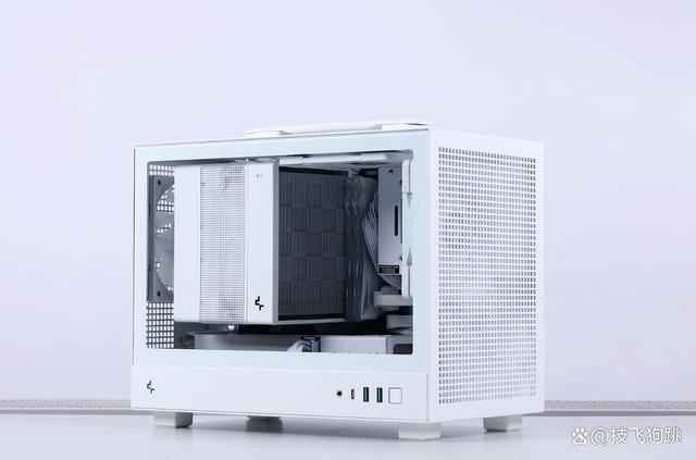 小还轻! 影驰RTX 4060+九州风神CH160 ITX小机箱组装机分享 第27张