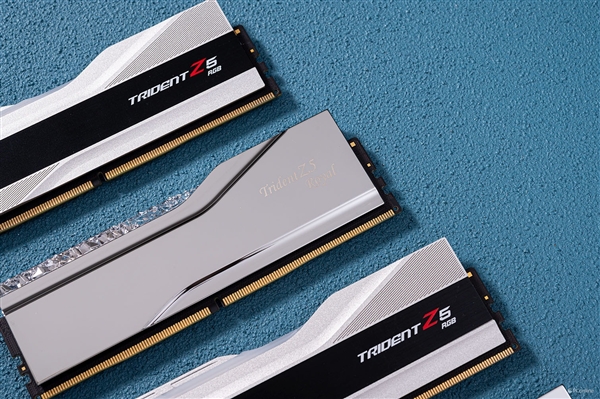 芝奇Trident Z5 Royal DDR5-7200 C36 48GB内存上手：性能猛如虎 第11张