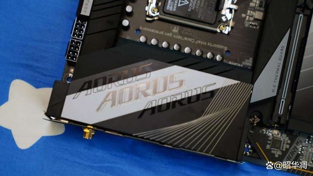 单条16GB和24GB谁的性能更好? Z790+金百达星刃D5内存超频实战 第8张