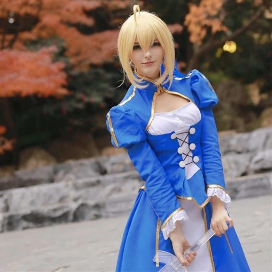 俄妹COS《Fate》Saber：泳装呆毛王 靓丽吸睛 第20张