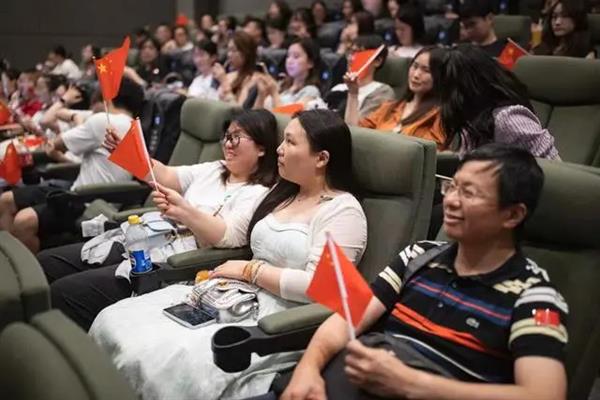  腾讯云黑科技加持 让全国观众超高清、无延迟、沉浸式影院看奥运