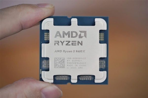 AMD锐龙5 9600X全6核飙到7GHz！入门芯片刷新Zen5记录 第2张