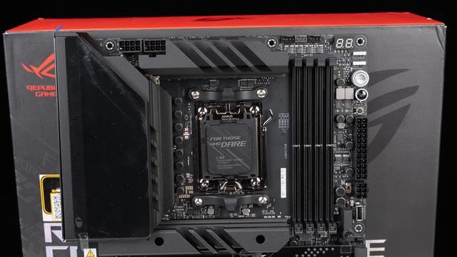 24线程狙击32线程? AMD 锐龙9 9900X+ROG X670E HERO性能测评 第32张