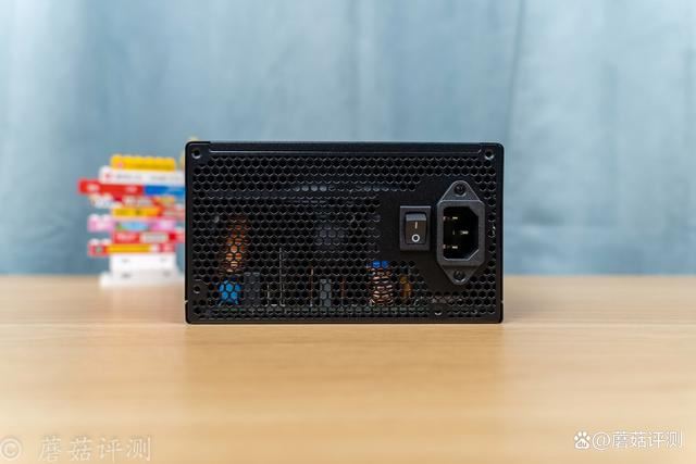 爆款升级+PCIe5.1接口 先马XP1000W Super白金牌全模组电源测评 第10张