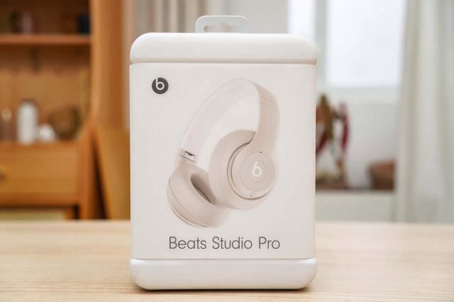 Beats Studio Pro值得购买吗? Pro 限量版头戴式耳机评测 第1张