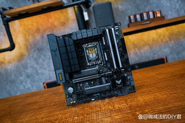 I5 13600KF+B760M重炮手+TUF RTX4070TIS主机组装教程 第19张