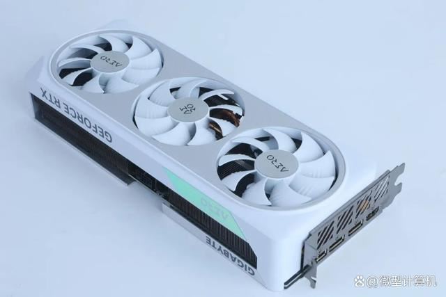 不只是游戏还有AI功能! 技嘉雪鹰RTX 4070 SUPER AERO OC 12G测评 第3张