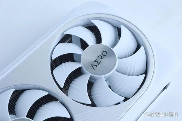 不只是游戏还有AI功能! 技嘉雪鹰RTX 4070 SUPER AERO OC 12G测评 第8张