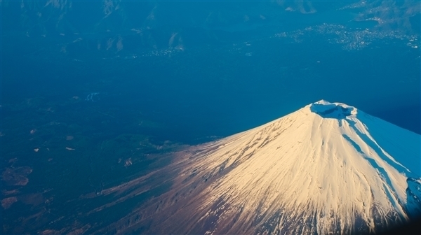 日本担忧富士山大规模喷发：气象厅将发布火山灰降灰预报