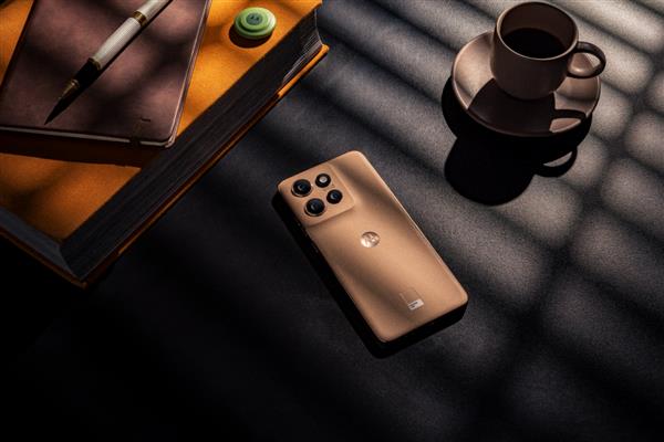 6.36寸精致口袋机 联想moto S50实属小屏党的硬核之选 第4张