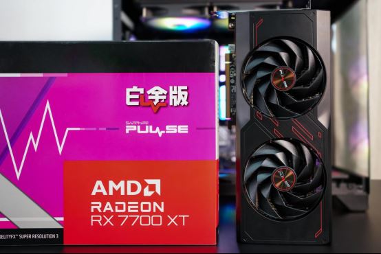 卓越性能吊打RTX 4060Ti! 蓝宝石RX 7700 XT显卡全面评测 第2张