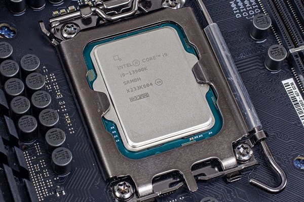 Intel诚意满满！部分i9-13900K可全额退款或免费升级14900K 第2张