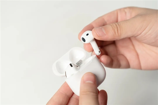 AirPods 4上手体验：你买我推荐 我买我真买！ 第10张