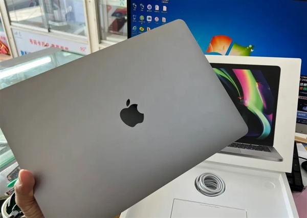 被Windows笔记本折腾N年 换到MacBook后香爆了 第4张