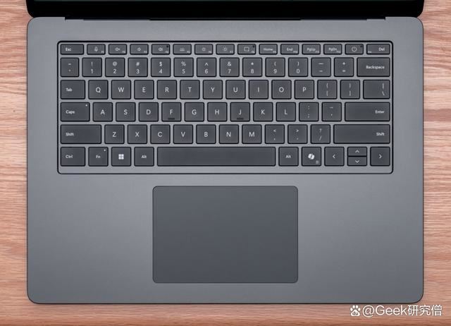 携手高通骁龙X王者归来! 微软 Surface Laptop 第7版笔记本首发测评 第21张