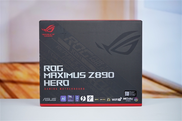 酷睿Ultra 200旗舰座驾！ROG MAXIMUS Z890 HERO主板图赏 第24张