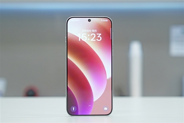 OPPO Find X8标配磁吸生态：打造大量配件 兼容苹果设备 第1张