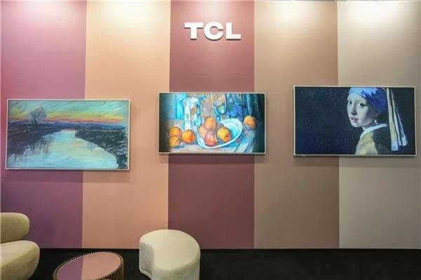 全球巡展第三站 “TCLArt灵感美学馆丨法国大皇宫”展览启幕 