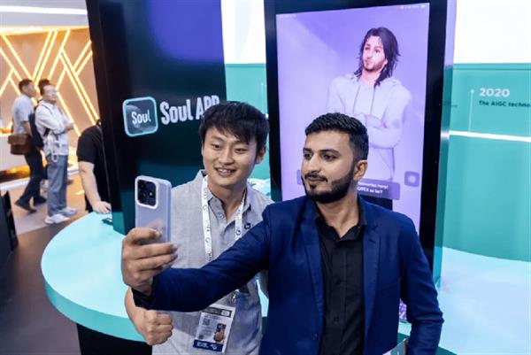 亮相 2024 GITEX 海湾信息技术博览会 Soul App 多模态大模型实现超拟人互动体验 第2张