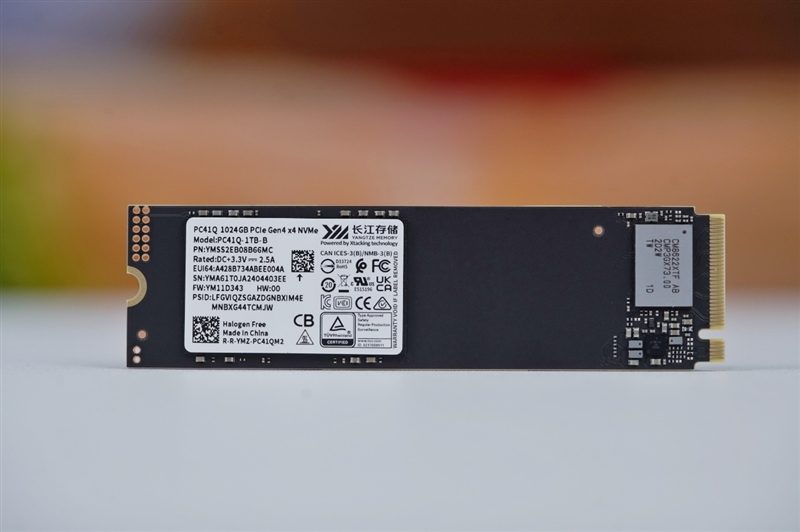 优秀的OEM SSD！长江存储PC41Q 1TB评测：裸条满载仅62度