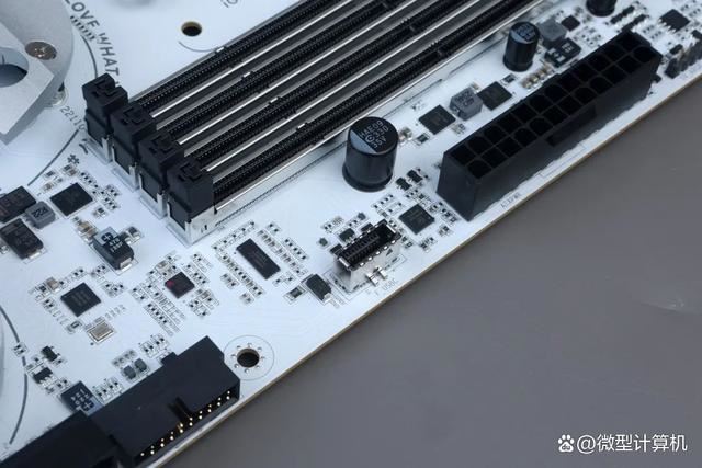 为酷睿Ultra 200系列CPU激进调校! 七彩虹 iGame Z890 FLOW V20主板测评 第15张