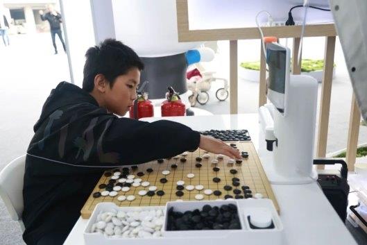 “棋”开得胜！乐在“棋”中！阿尔法蛋围棋机器人扮靓1024开发者节 第7张