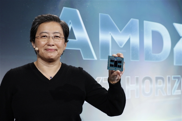 AMD三季度营收68亿美元创记录！黯淡展望致股价跳水超7% 第2张