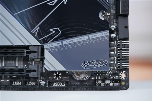 AI自动超频！技嘉X870E AORUS MASTER超级雕主板图赏 第20张