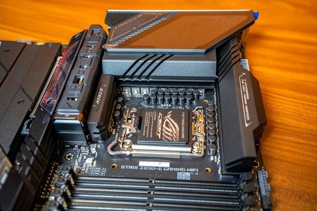 酷睿Ultra旗舰座驾全新升级! 华硕 ROG STRIX Z890-E主板首发评测 第3张