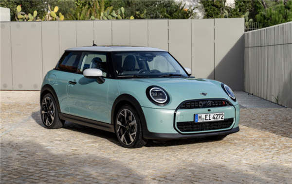 进口燃油小钢炮！全新MINI COOPER家族正式上市：限时20.88万起 第4张