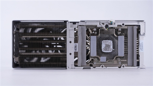 评测|影驰GeForce RTX 4070Ti SUPER金属大师Plus OC显卡 第13张