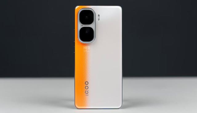 iQOO Neo9对比iQOO Neo10，两款手机究竟区别在哪里？ 第3张