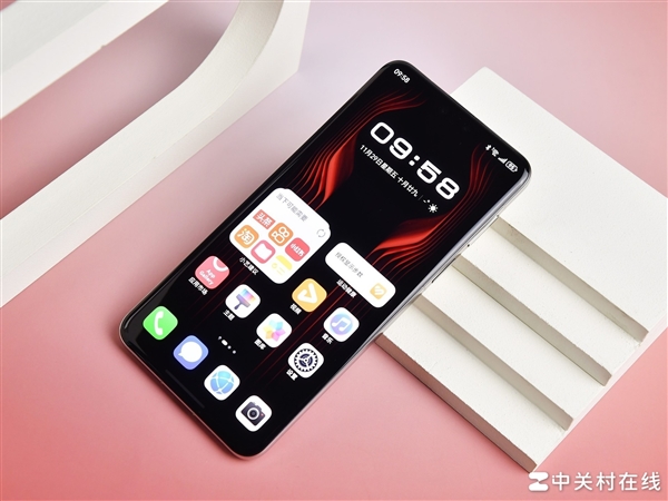 华为Mate 70 RS非凡大师上手：手机王者实至名归 第7张