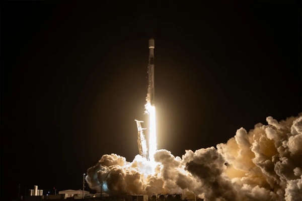 一箭30星！SpaceX完成今年第134次发射