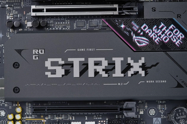 5个M.2接口！华硕ROG STRIX B850-E GAMING WIFI主板图赏 第16张