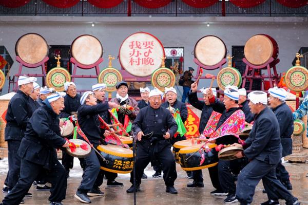 央视点赞抖音才艺主播办“村晚”：让文化遗产传承的路越走越宽 第8张