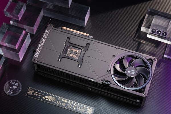 新晋卡皇 ROG ASTRAL RTX5090D夜神显卡登场！ 第2张