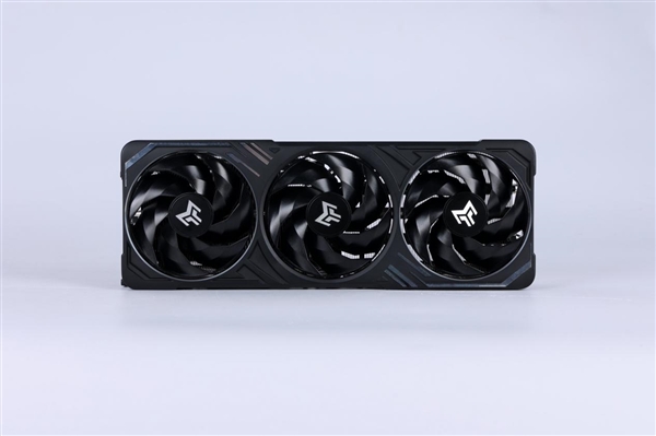 支持DLSS4，从“新”出发，影驰GeForce RTX 5080金属大师OC系列测评 第23张